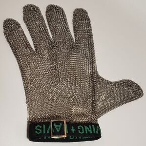 Whiting and Davis Chain Mail Safety Glove
